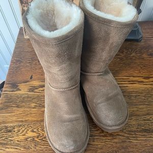 Women’s Bearpaw Boots